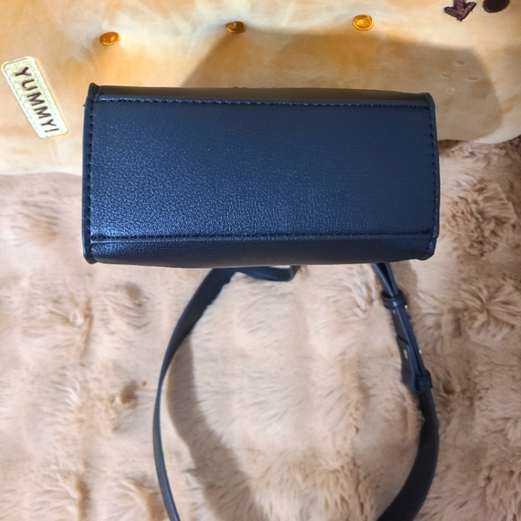 NWT Nine West Mini Two-Way Hand Bag - Picture 3 of 5